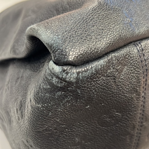 Louis Vuitton Empreinte Artsy navy leather bag - Picture 5 of 16